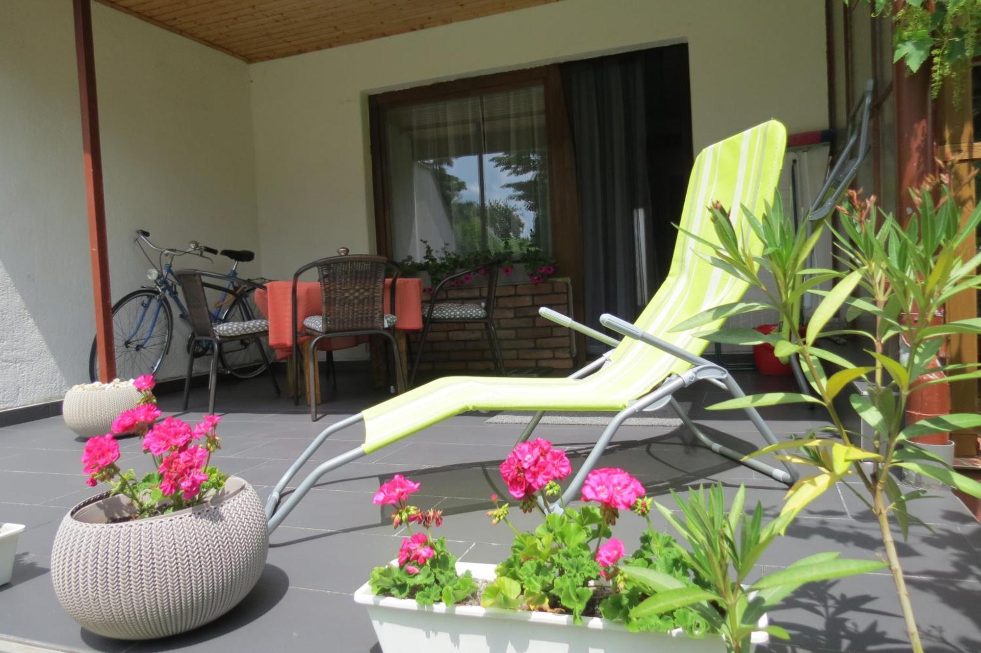 Titi Classic & Trendy Apartman Buk Exterior photo